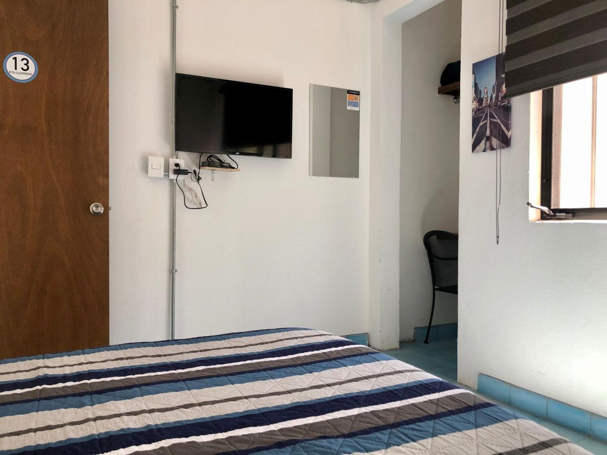 Hostel Hospedarte Chapultepec Гуадалахара Екстериор снимка