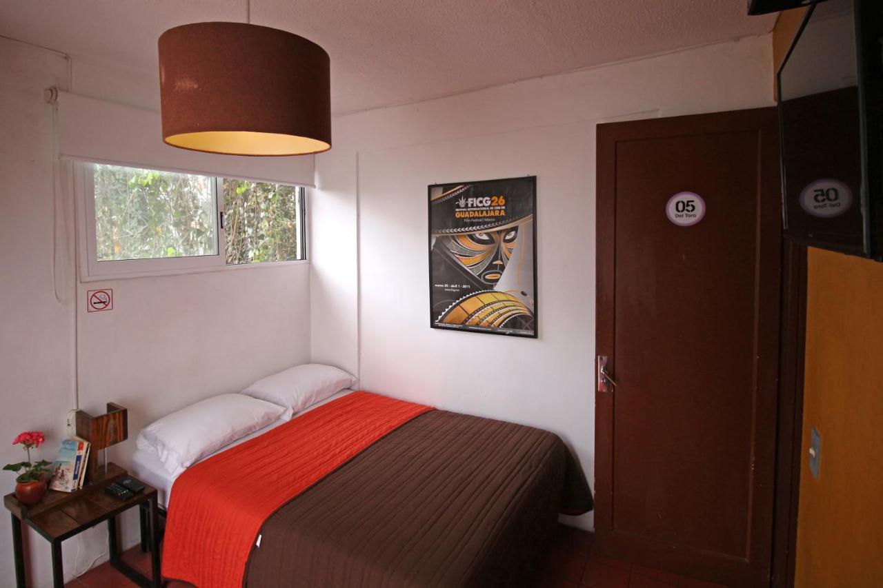 Hostel Hospedarte Chapultepec Гуадалахара Екстериор снимка